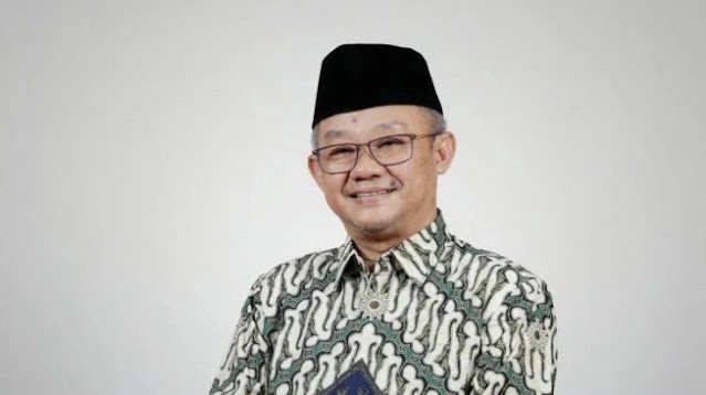 Mendikdasmen Prof Abdul Mu'ti Bakal Kaji Ulang Penerapan PPDB Zonasi Mendikdasmen Prof Abdul Mu'ti Bakal Kaji Ulang Penerapan PPDB Zonasi